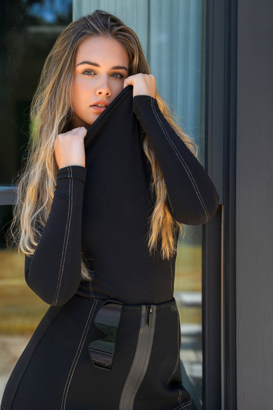 Top Stitch Turtleneck